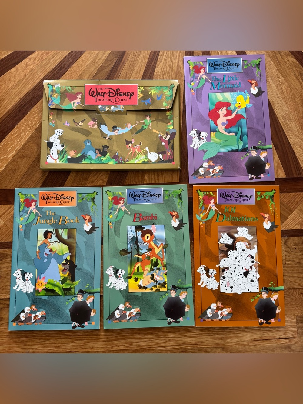 Walt Disney Treasure Chest 4 Book Set Bambi Mermaid Jungle Book 101 Dalmatians
